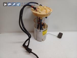 Gebruikte Tank element Pomp Ford Transit Connect (PJ2) 1.5 TDCi ECOnetic Prijs € 75,00 Margeregeling aangeboden door Autodemontagebedrijf R. Poeste B.V.