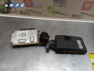 Gebruikte Computer Motormanagement Renault Twingo (C06) 1.2 16V Prijs € 95,00 Margeregeling aangeboden door Autodemontagebedrijf R. Poeste B.V.