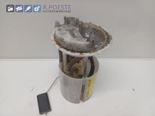 Gebruikte Tank element Pomp Peugeot Bipper (AA) 1.4 HDi Prijs € 25,00 Margeregeling aangeboden door Autodemontagebedrijf R. Poeste B.V.