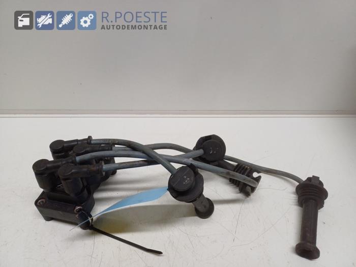 Gebruikte Bobine Ford Focus 2 Wagon 1.4 16V Prijs € 20,00 Margeregeling aangeboden door Autodemontagebedrijf R. Poeste B.V.