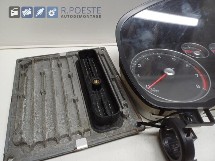 Gebruikte Computer Motormanagement Ford Focus 2 Wagon 1.4 16V Prijs € 135,00 Margeregeling aangeboden door Autodemontagebedrijf R. Poeste B.V.