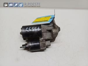 Gebruikte Startmotor Renault Scénic I (JA) 2.0 16V RX4 Prijs € 20,00 Margeregeling aangeboden door Autodemontagebedrijf R. Poeste B.V.