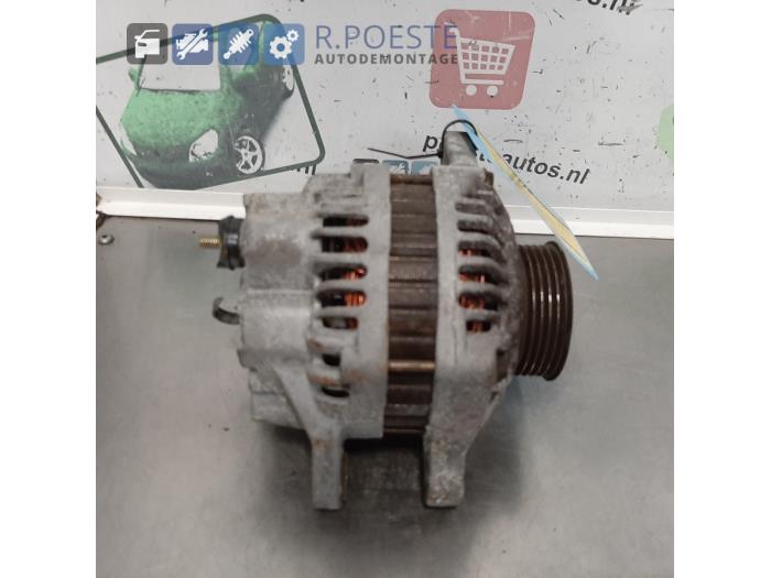 Dynamo van een Honda Jazz (GD/GE2/GE3) 1.2 i-DSi 2003