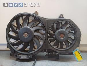 Gebruikte Radiateurfan Audi A4 Avant (B6) 2.0 20V Prijs € 30,00 Margeregeling aangeboden door Autodemontagebedrijf R. Poeste B.V.