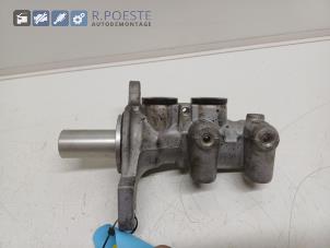 Gebruikte Hoofdremcilinder Peugeot 208 II (UB/UH/UP) 1.2 Vti 12V PureTech 75 Prijs € 30,00 Margeregeling aangeboden door Autodemontagebedrijf R. Poeste B.V.
