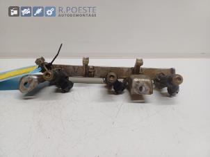 Gebruikte Injector brug Peugeot 208 II (UB/UH/UP) 1.2 Vti 12V PureTech 75 Prijs € 30,00 Margeregeling aangeboden door Autodemontagebedrijf R. Poeste B.V.