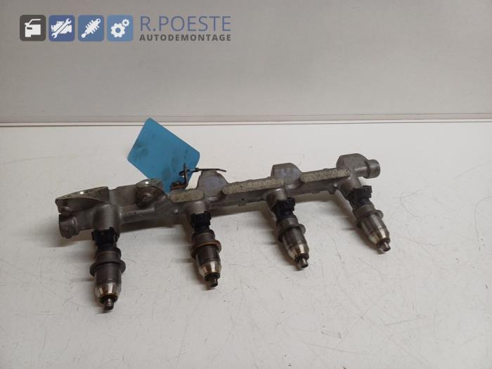 Gebruikte Common rail (Injectie) Mitsubishi Carisma 1.8 GDI 16V Prijs € 50,00 Margeregeling aangeboden door Autodemontagebedrijf R. Poeste B.V.