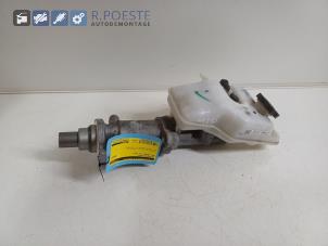 Gebruikte Hoofdremcilinder Opel Ampera 1.4 16V Prijs € 40,00 Margeregeling aangeboden door Autodemontagebedrijf R. Poeste B.V.