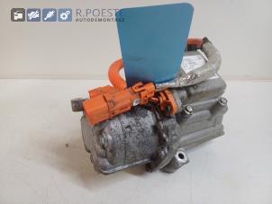 Gebruikte Pomp Airco Opel Ampera 1.4 16V Prijs € 75,00 Margeregeling aangeboden door Autodemontagebedrijf R. Poeste B.V.