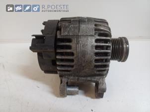 Alternator van een Volkswagen Golf V (1K1) 1.4 TSI 140 16V 2007
