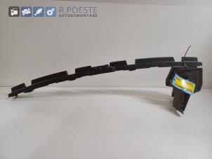 Gebruikte Bumperframe achter Opel Ampera 1.4 16V Prijs € 55,00 Margeregeling aangeboden door Autodemontagebedrijf R. Poeste B.V.