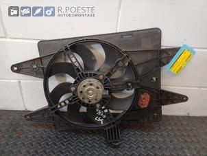 Gebruikte Radiateurfan Fiat Doblo (223A/119) 1.6 16V Prijs € 20,00 Margeregeling aangeboden door Autodemontagebedrijf R. Poeste B.V.