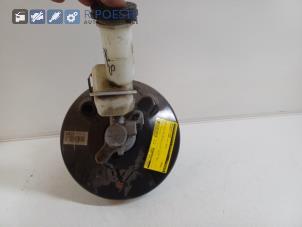 Gebruikte Rembekrachtiger Chevrolet Spark (M300) 1.0 16V Prijs € 50,00 Margeregeling aangeboden door Autodemontagebedrijf R. Poeste B.V.