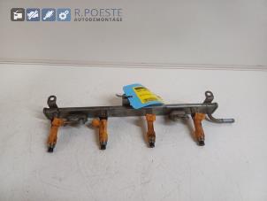 Gebruikte Injector brug Suzuki Swift (ZA/ZC/ZD1/2/3/9) 1.3 VVT 16V Prijs € 40,00 Margeregeling aangeboden door Autodemontagebedrijf R. Poeste B.V.