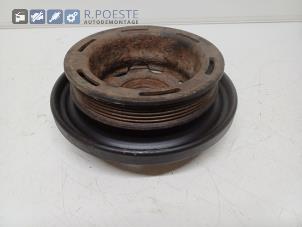 Gebruikte Poelie Krukas Mercedes Vito (639.6) 2.2 109 CDI 16V Prijs € 20,00 Margeregeling aangeboden door Autodemontagebedrijf R. Poeste B.V.