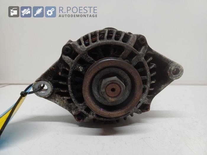 Gebruikte Dynamo Nissan Sunny (Y10) 1.6 LX,SLX 16V Prijs € 30,00 Margeregeling aangeboden door Autodemontagebedrijf R. Poeste B.V.