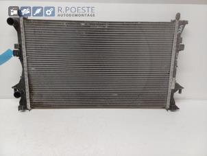 Gebruikte Radiateur Renault Vel Satis (BJ) 2.0 16V Turbo Prijs € 40,00 Margeregeling aangeboden door Autodemontagebedrijf R. Poeste B.V.