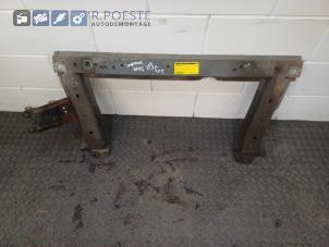 Gebruikte Subframe Renault Megane II (BM/CM) 2.0 16V Turbo Prijs € 50,00 Margeregeling aangeboden door Autodemontagebedrijf R. Poeste B.V.