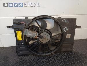 Gebruikte Radiateurfan Volvo V50 (MW) 2.4 20V Prijs € 30,00 Margeregeling aangeboden door Autodemontagebedrijf R. Poeste B.V.
