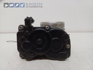 Gebruikte Gasklephuis Jaguar S-type (X200) 3.0 V6 24V Prijs € 30,00 Margeregeling aangeboden door Autodemontagebedrijf R. Poeste B.V.