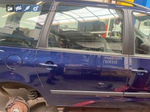 Gebruikte Deur 4Deurs rechts-achter Seat Alhambra (7V8/9) 2.0 Prijs € 90,00 Margeregeling aangeboden door Autodemontagebedrijf R. Poeste B.V.