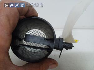 Gebruikte Luchtmassameter Fiat Doblo Cargo (263) 1.3 MJ 16V DPF Euro 5 Prijs € 20,00 Margeregeling aangeboden door Autodemontagebedrijf R. Poeste B.V.