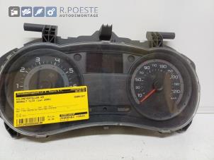 Gebruikte Tellerklok Renault Clio III (BR/CR) 1.2 16V 65 Prijs € 30,00 Margeregeling aangeboden door Autodemontagebedrijf R. Poeste B.V.