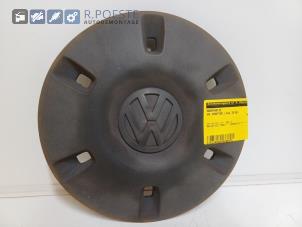 Gebruikte Naafkapje Volkswagen Crafter 2.0 TDI 16V Prijs op aanvraag aangeboden door Autodemontagebedrijf R. Poeste B.V.