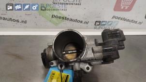 Gebruikte Gasklephuis Hyundai Getz 1.1i 12V Prijs € 30,00 Margeregeling aangeboden door Autodemontagebedrijf R. Poeste B.V.