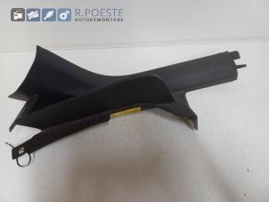 Gebruikte Bekleding achterinstap Volkswagen Tiguan (5N1/2) 2.0 TSI 16V 4Motion Prijs € 20,00 Margeregeling aangeboden door Autodemontagebedrijf R. Poeste B.V.