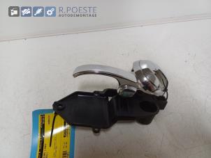 Gebruikte Deurgreep 2Deurs links Fiat 500C (312) 1.0 Hybrid Prijs € 20,00 Margeregeling aangeboden door Autodemontagebedrijf R. Poeste B.V.