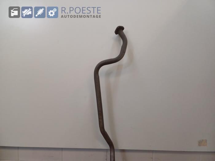 Uitlaat Middendemper van een Nissan Almera Tino (V10M) 1.8 16V 2006