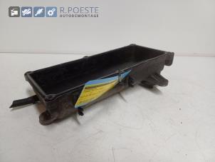 Gebruikte Kleppendeksel Hyundai i10 (F5) 1.1i 12V Prijs € 30,00 Margeregeling aangeboden door Autodemontagebedrijf R. Poeste B.V.