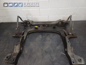 Gebruikte Subframe Mercedes A (W169) 1.5 A-150 5-Drs. Prijs € 125,00 Margeregeling aangeboden door Autodemontagebedrijf R. Poeste B.V.
