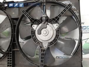 Gebruikte Fan Radiateur Mitsubishi Lancer Wagon (CS/CT) 1.6 16V Prijs € 40,00 Margeregeling aangeboden door Autodemontagebedrijf R. Poeste B.V.