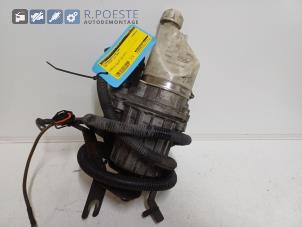 Gebruikte Stuurbekrachtiging Pomp Opel Astra H SW (L35) 1.7 CDTi 16V Prijs € 75,00 Margeregeling aangeboden door Autodemontagebedrijf R. Poeste B.V.