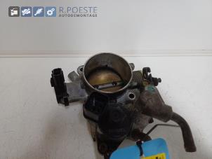 Gebruikte Gasklephuis Kia Sorento I (JC) 3.5 V6 24V Prijs € 30,00 Margeregeling aangeboden door Autodemontagebedrijf R. Poeste B.V.