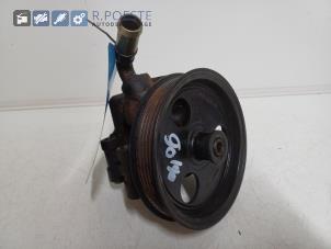 Gebruikte Pomp Servo Mazda Tribute 2.3 16V 4x4 Prijs € 40,00 Margeregeling aangeboden door Autodemontagebedrijf R. Poeste B.V.