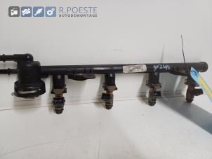 Gebruikte Injector brug Ford StreetKa 1.6i Prijs € 40,00 Margeregeling aangeboden door Autodemontagebedrijf R. Poeste B.V.
