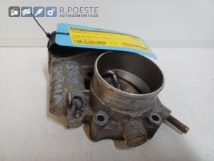 Gebruikte Gasklephuis Chevrolet Captiva (C100) 2.4 16V 4x2 Prijs € 70,00 Margeregeling aangeboden door Autodemontagebedrijf R. Poeste B.V.