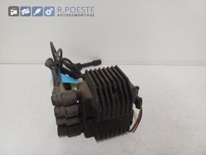 Gebruikte Bobine Opel Corsa B (73/78/79) 1.4i Prijs € 25,00 Margeregeling aangeboden door Autodemontagebedrijf R. Poeste B.V.