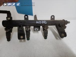 Gebruikte Verstuiver brug Citroen C3 (FC/FL/FT) 1.4 Prijs € 30,00 Margeregeling aangeboden door Autodemontagebedrijf R. Poeste B.V.