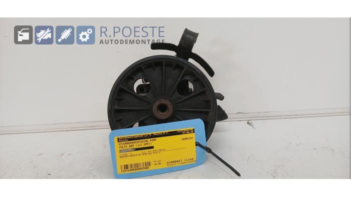Gebruikte Pomp Servo Volvo S60 I (RS/HV) 2.4 20V 140 Prijs € 30,00 Margeregeling aangeboden door Autodemontagebedrijf R. Poeste B.V.