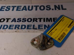 Gebruikte Diversen Suzuki Alto (RF410) 1.1 16V Prijs € 10,00 Margeregeling aangeboden door Autodemontagebedrijf R. Poeste B.V.