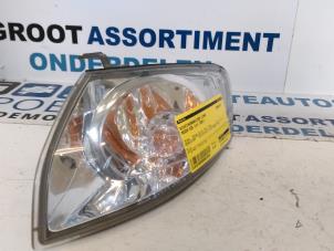 Gebruikte Knipperlicht links Mazda 626 (GW19) 2.0i 16V HiPower Prijs € 10,00 Margeregeling aangeboden door Autodemontagebedrijf R. Poeste