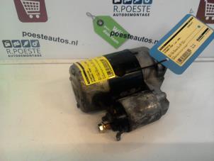 Gebruikte Startmotor Hyundai Accent II/Excel II/Pony 1.5i 12V Liftback Prijs € 20,00 Margeregeling aangeboden door Autodemontagebedrijf R. Poeste B.V.