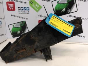 Gebruikte Accubak Renault Scénic I (JA) 1.6 16V Prijs € 30,00 Margeregeling aangeboden door Autodemontagebedrijf R. Poeste B.V.