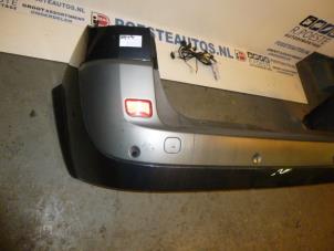 Gebruikte Bumpercover achter Renault Grand Scénic II (JM) 1.5 dCi 100 Prijs € 125,00 Margeregeling aangeboden door Autodemontagebedrijf R. Poeste B.V.