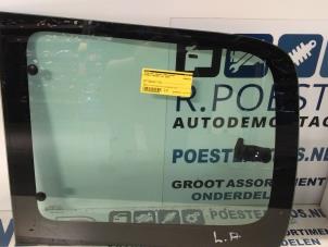Gebruikte Extra Ruit 4Deurs links-achter Peugeot Partner Combispace 2.0 HDi Prijs € 50,00 Margeregeling aangeboden door Autodemontagebedrijf R. Poeste B.V.