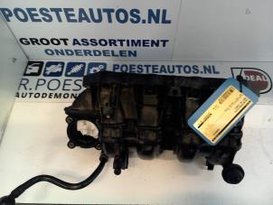 Gebruikte Inlaatspruitstuk Audi A2 (8Z0) 1.4 16V Prijs € 125,00 Margeregeling aangeboden door Autodemontagebedrijf R. Poeste B.V.